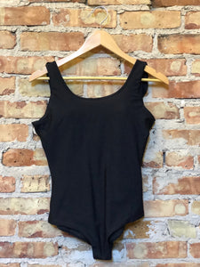 Estivo Dark Oasis Ruffled Back One Piece - Size XS (0-4) Left! Originally $125, now $12!